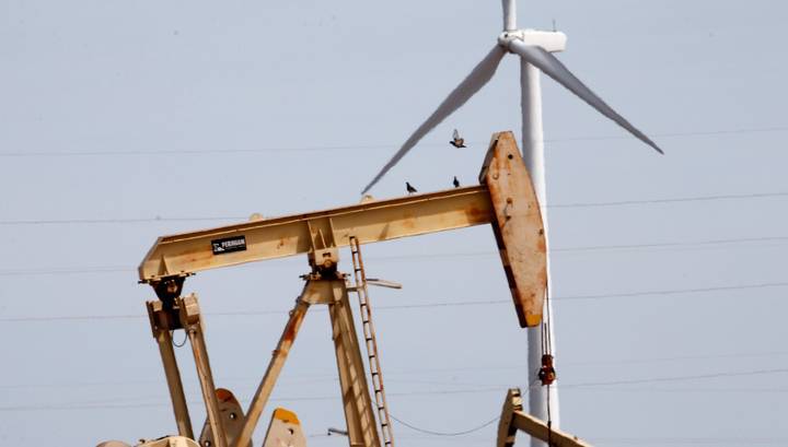 Песков: естественное снижение нефтедобычи США нельзя зачесть в сделку ОПЕК+