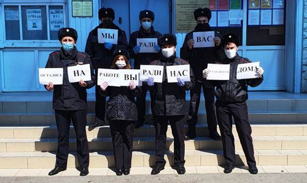 Глава правительства разрешил полицейским штрафовать москвичей за нарушение режима самоизоляции