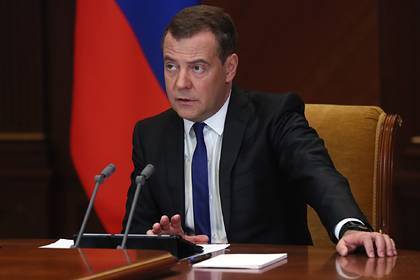 Медведев заявил о попытке США сорвать продление ракетного договора