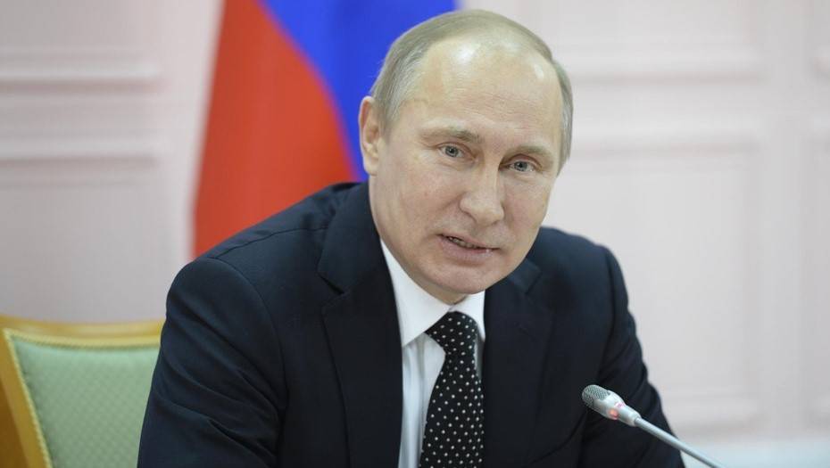Путин поручил Кабмину и ЦБ подготовить программу дополнительной поддержки бизнеса