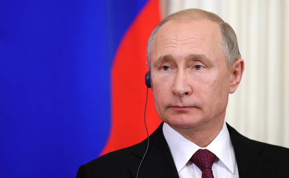 Путин призвал не останавливать экономику из-за коронавируса