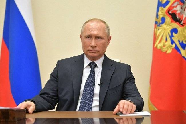 «Все проходит, и это пройдет»: Путин в третий раз обратился к россиянам из-за коронавируса