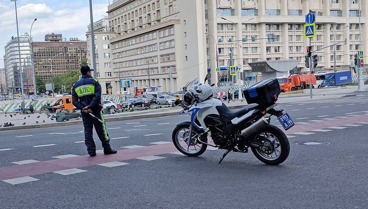 В Москве полиции разрешили штрафовать водителей за нарушение карантина