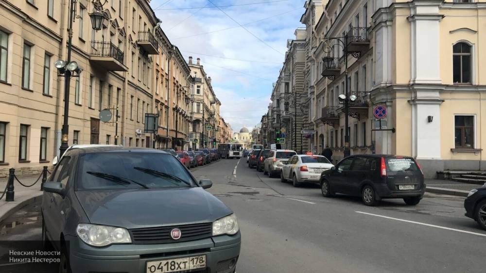 Главам крупных городов РФ предложат рассмотреть отмену платной парковки для медиков