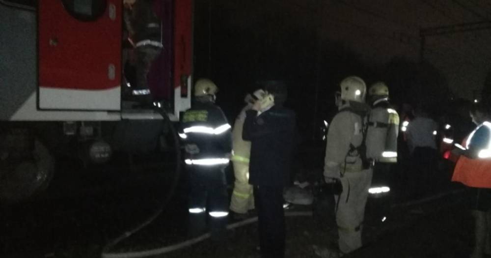 Фото с места пожара в пассажирском поезде под Рязанью