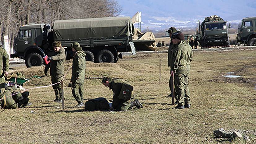 Российские военные в ходе учений развернули полевой госпиталь в Абхазии