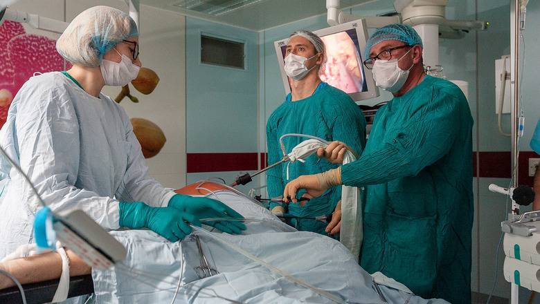 Тюменские врачи начали применять новую методику для реконструкции кишечника