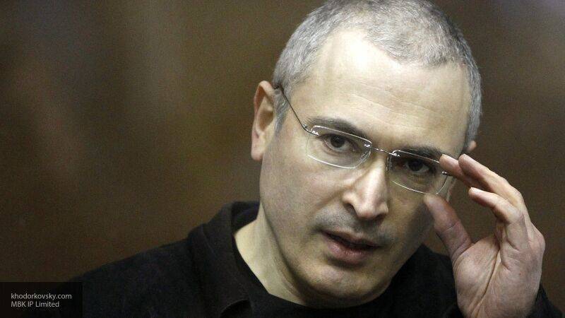 Ходорковский "заочно посадил" россиян, сравнив самоизоляцию с тюремным сроком