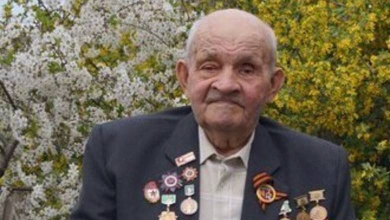 96-летний ветеран просит подарить к Дню Победы новую дорогу в село Киреево