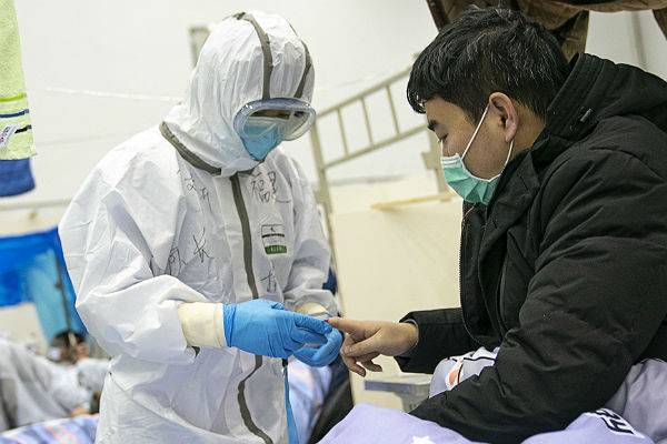 В Китае усилят скрининг пациентов, зараженных коронавирусом бессимптомно