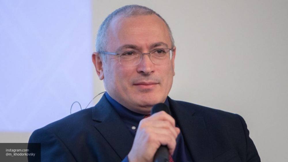 Ходорковский пытается вызвать недовольство властью, сравнивая самоизоляцию с тюрьмой