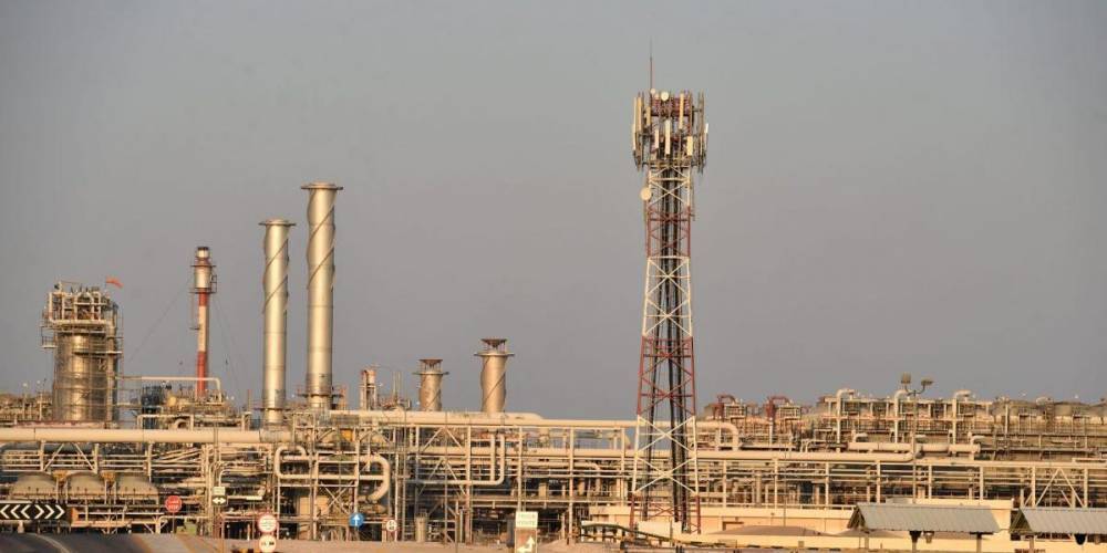 Саудовская Аравия готовится к восстановлению прежних цен на нефть