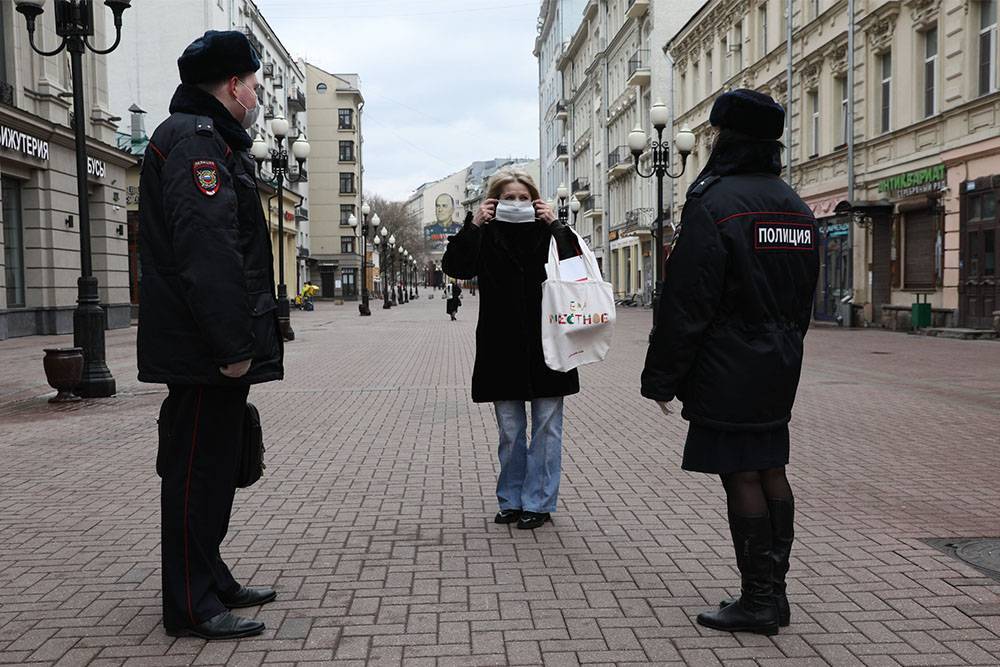 Московские суды начали штрафовать за нарушение самоизоляции