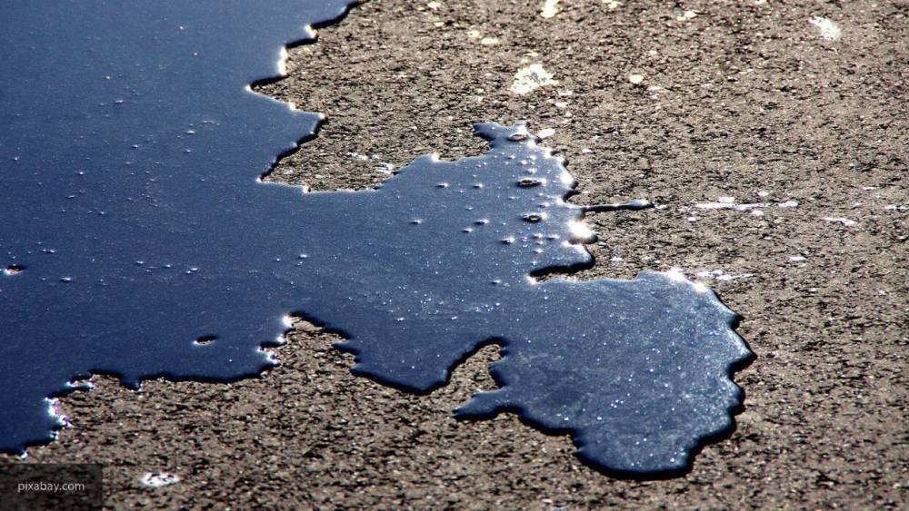 Reuters сообщает, что Россия и Саудовская Аравия договорились о сокращении добычи нефти