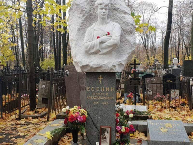 В Москве закрыли кладбища для посещения из-за коронавируса