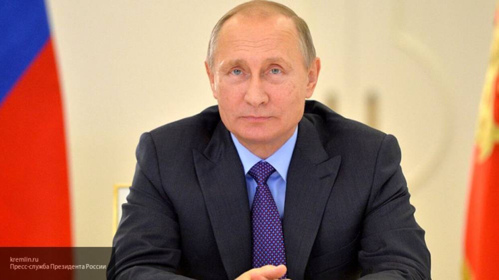 Путин призвал обеспечивать внутреннюю безопасность в РФ