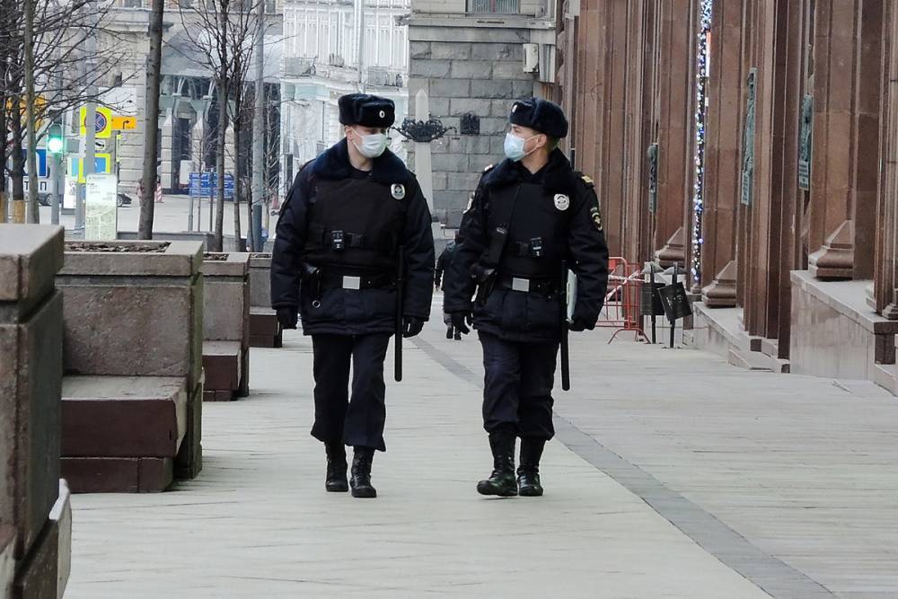 В Москве с пятницы начнут штрафовать за нарушение карантина на авто