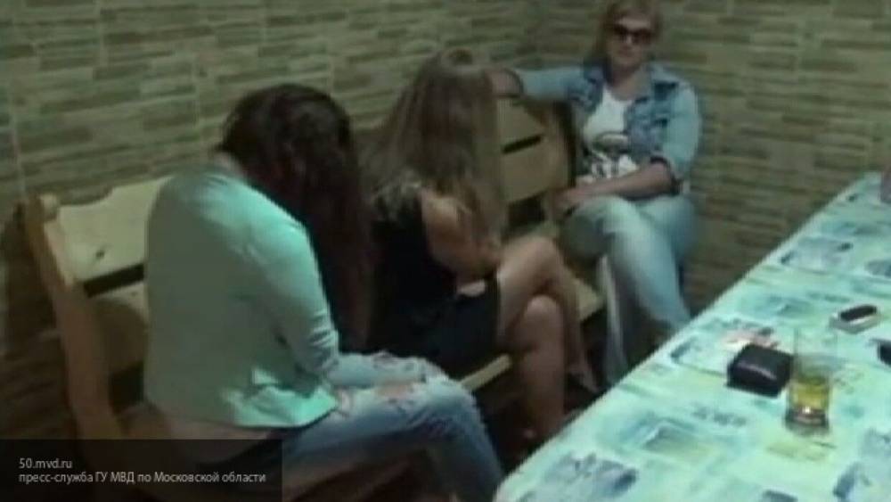 Сотрудницы сферы интимных услуг в Петербурге помогли полиции выявить нарушителя карантина