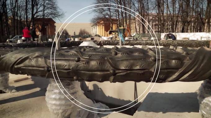 "Водоканал" показал процесс реконструкции фонтана "Слава" в парке Победы