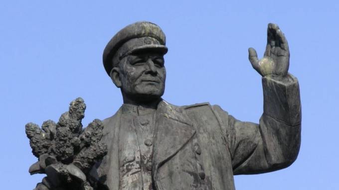 Шойгу попросил передать снесенный в Праге памятник маршалу Коневу