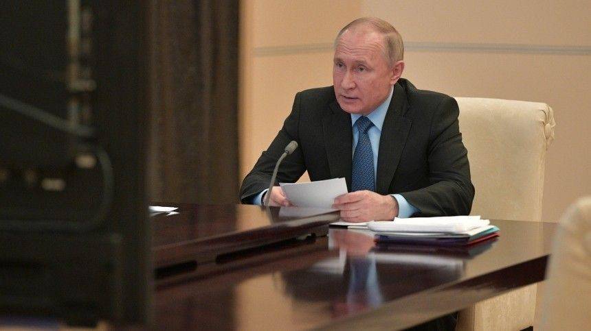 Путин провел совещание с руководителями холдингов и заводов ОПК