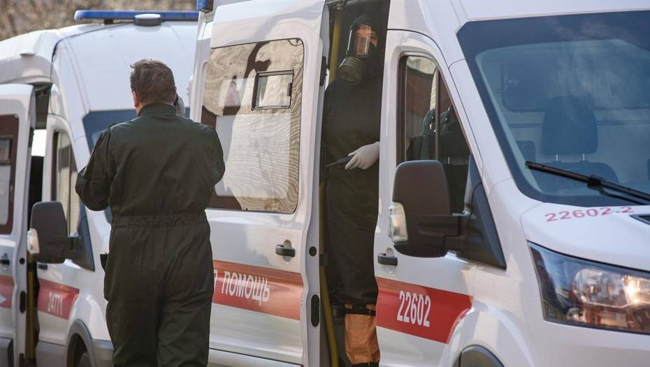 Более 100 сотрудников петербургского НИИ скорой помощи заразились COVID-19