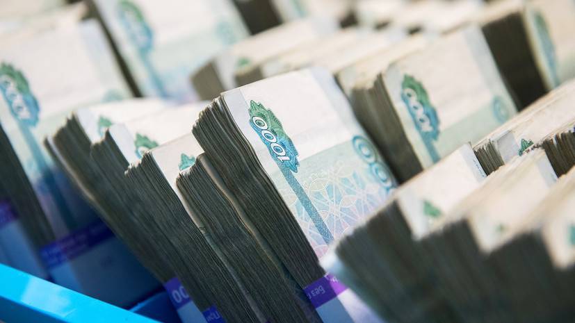 Кабмин выделил 500 млн рублей на допвыплаты россиянам за рубежом