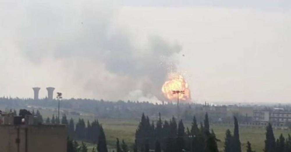 В Сирии произошел взрыв на складе боеприпасов около Хомса
