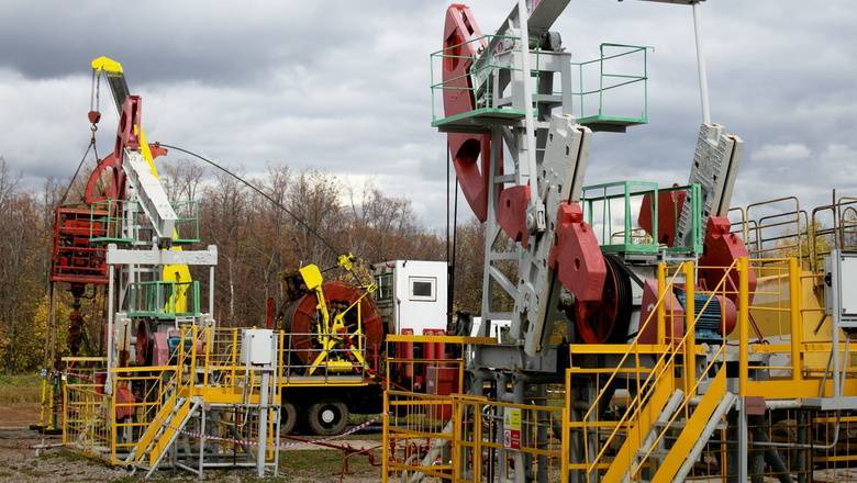 В "Газпром нефти" понадеялись на 30 долларов за баррель нефти к лету