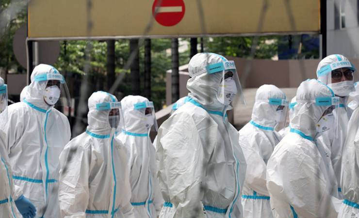 Эксперты из США дали неутешительный прогноз по продолжительности пандемии коронавируса