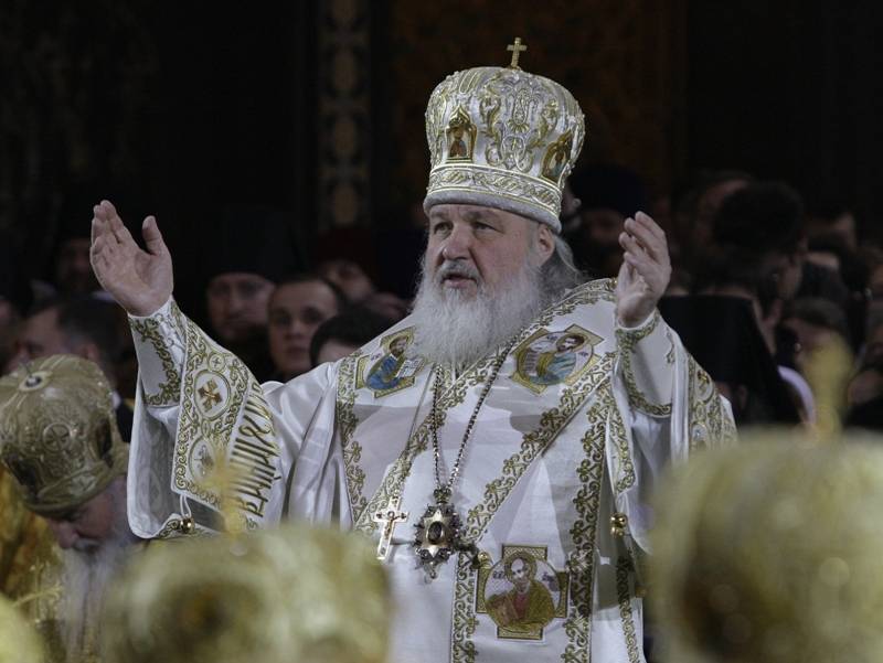 Андрей Кураев: "Патриарх собственной рукой разбил рекламную витрину своей церкви"