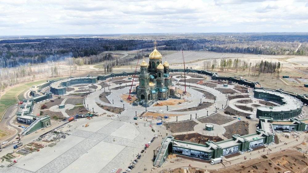 В РПЦ завили, что изображению Сталина в храме Вооруженных сил РФ не место