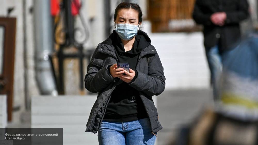 Правительство Москвы дало разъяснения об обязательном ношении масок и перчаток