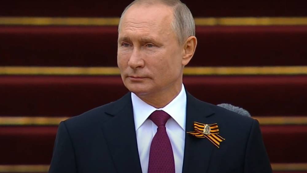 Путин рассказал о планах по оснащению российских войск передовым оружием