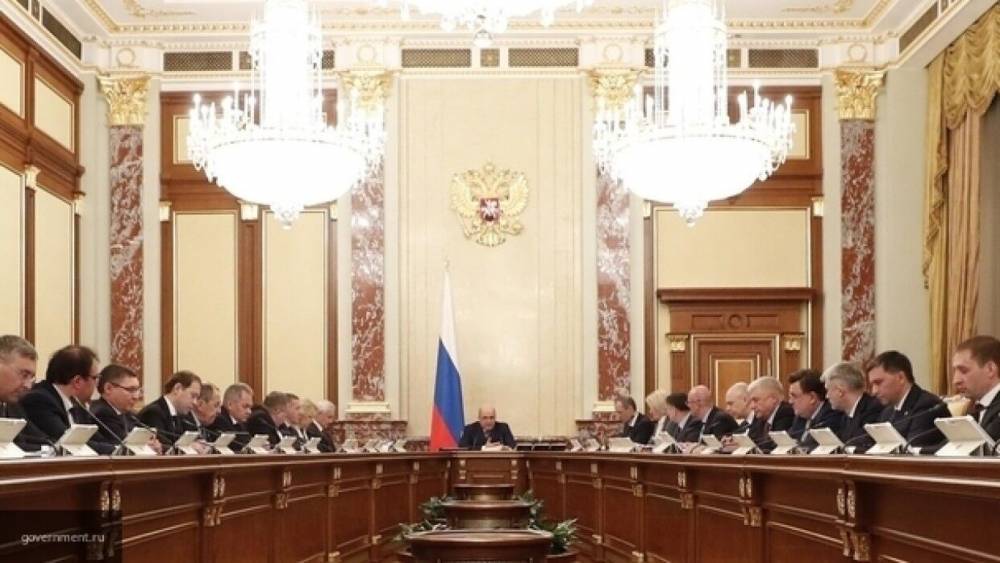 Правительство РФ расширило полномочия регионов по использованию бюджета во время пандемии