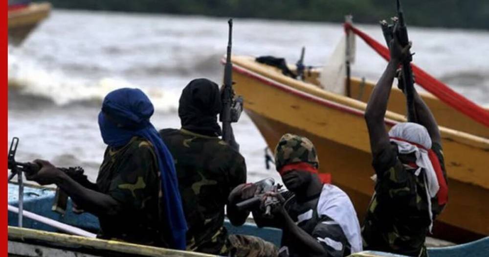 Пираты в Гвинейском заливе похитили, вероятно, россиянина и украинца