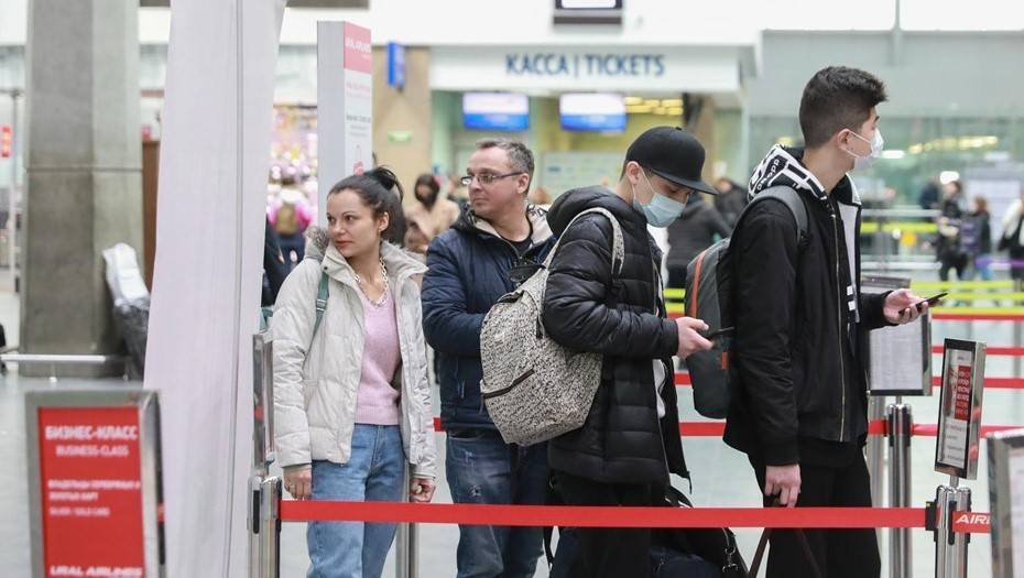Вывозной рейс из Испании доставил в Петербург 37 человек