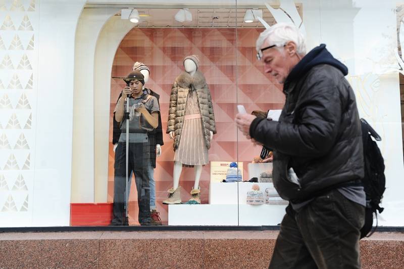 Когда в России откроются магазины одежды