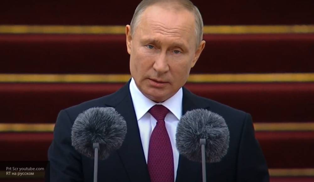 Путин рассказал об "исторической памяти" россиян