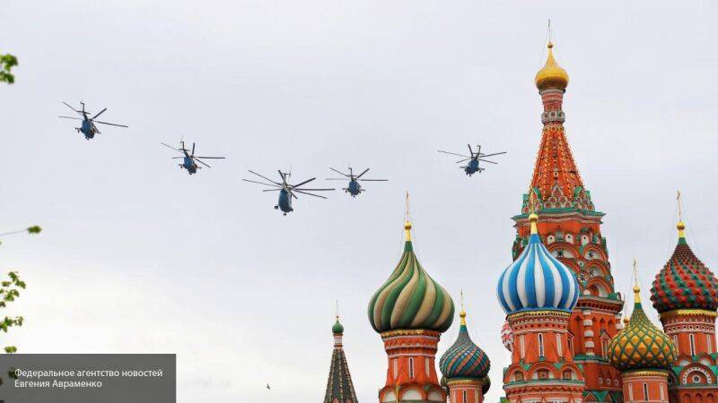 Опубликовано видео авиапарада в Москве в режиме slow mo