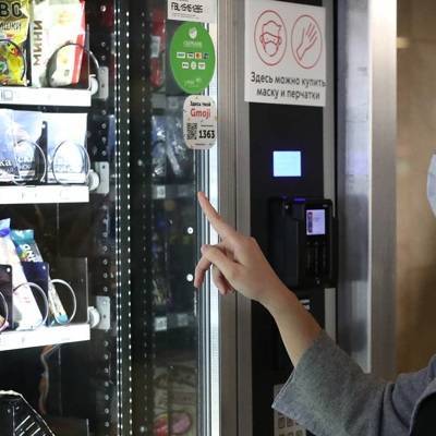 Аппараты по продаже медицинских масок будут установлены в метро Санкт-Петербурга