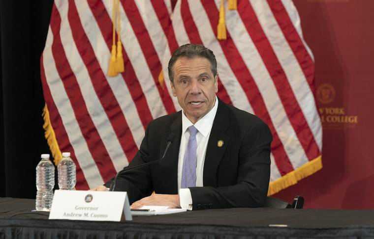 Губернатор Нью-Йорка сообщил об улучшении ситуации с коронавирусом