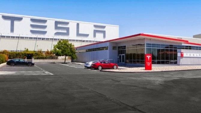 Пандемия: Илону Маску не позволили вновь запустить завод Tesla