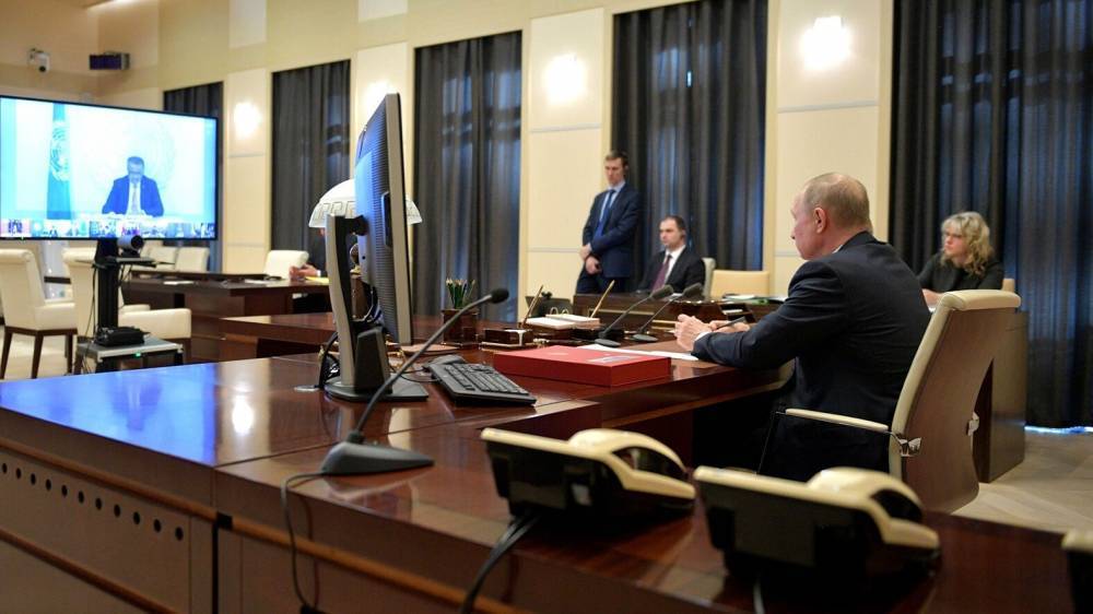 Путин обсудит на совещании 11 мая продление режима нерабочих дней