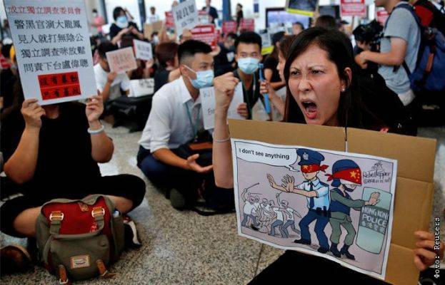 В Гонконге возобновились молодежные антиправительственные выступления