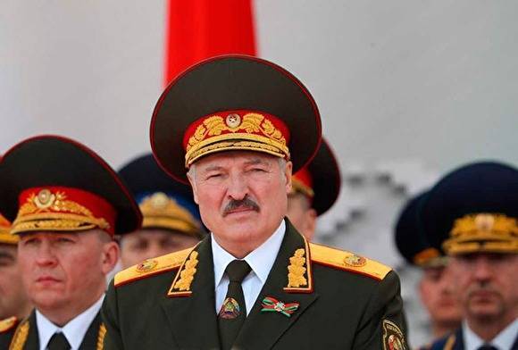 «Так нельзя — ради выпендрежа…». Милонов раскритиковал Лукашенко за парад Победы в Минске