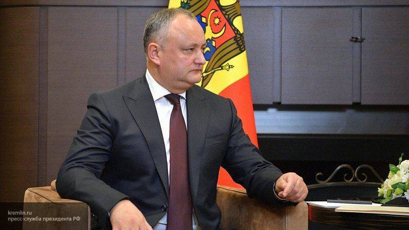 Глава Молдавии предложит парламенту назначить президентские выборы на 1 ноября