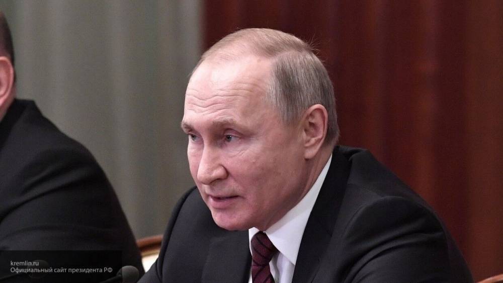 Путин поручил правительству до 1 июня разработать план по восстановлению экономики