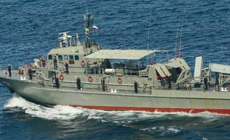 Минимум 19 погибших. В Иране фрегат потопил торпедой собственной вспомогательное судно со всем экипажем