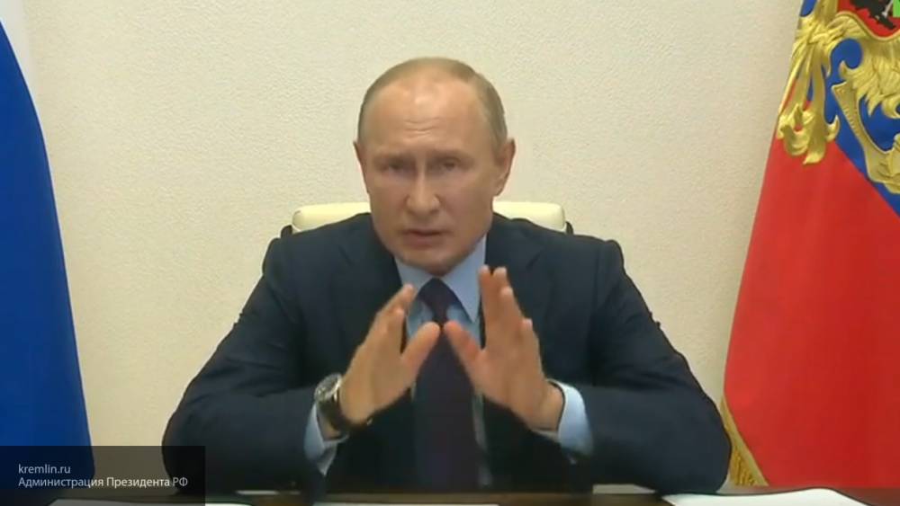 Путин поручил кабмину к началу лета представить план действий по восстановлению экономики